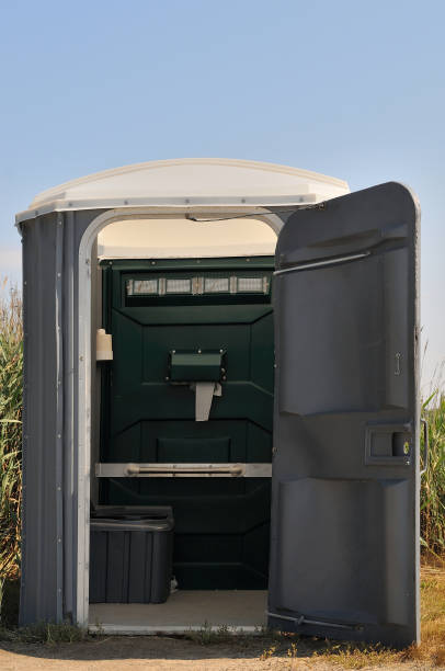 Best Luxury portable toilet rental  in Geronimo, OK